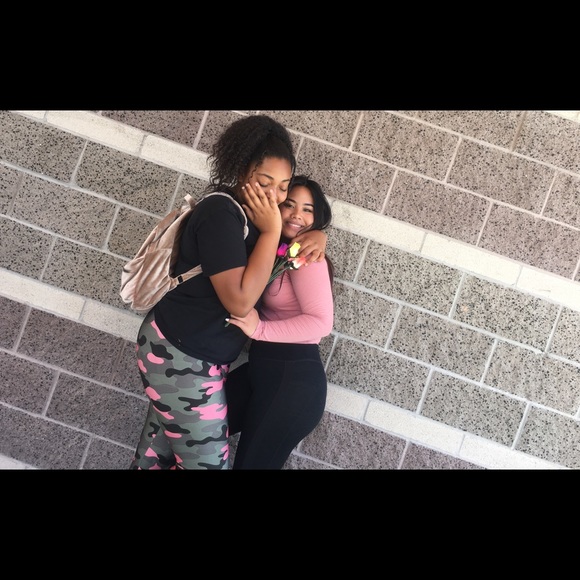 Meet your Posher, Nalia - Picture 5 of 8